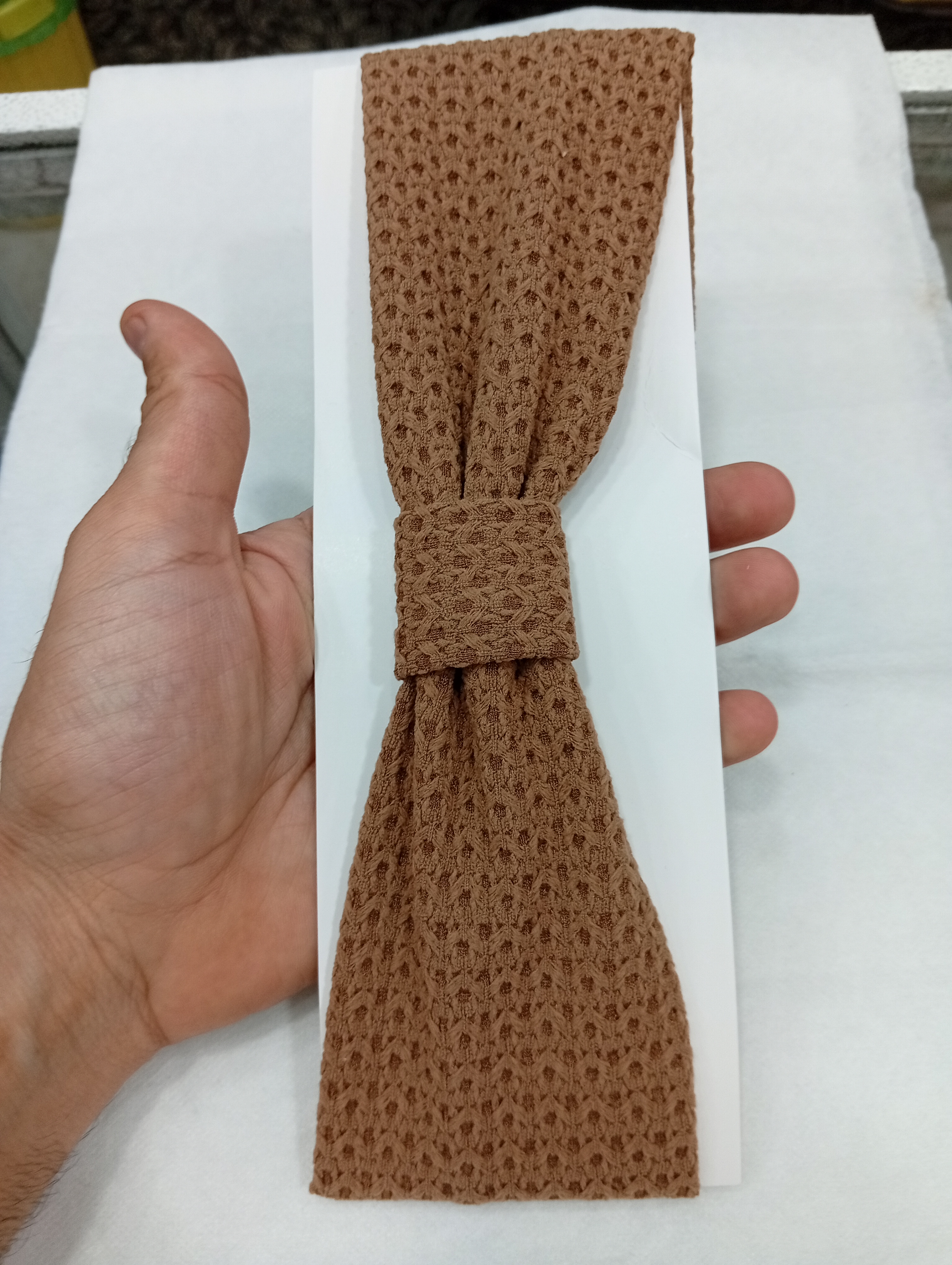 هدبند پارچه ای گره دار - قهوه ای